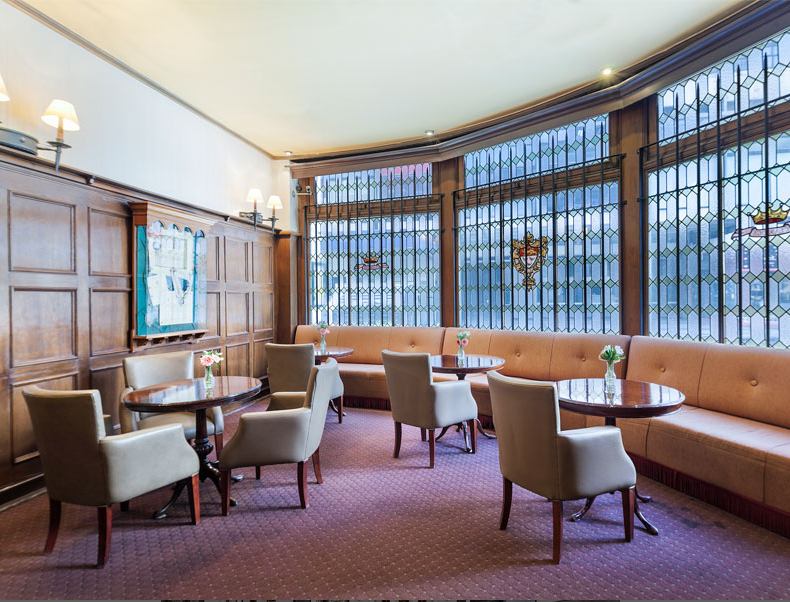Claridge Hotel Buenos Aires Zewnętrze zdjęcie The Club at London Heathrow Airport