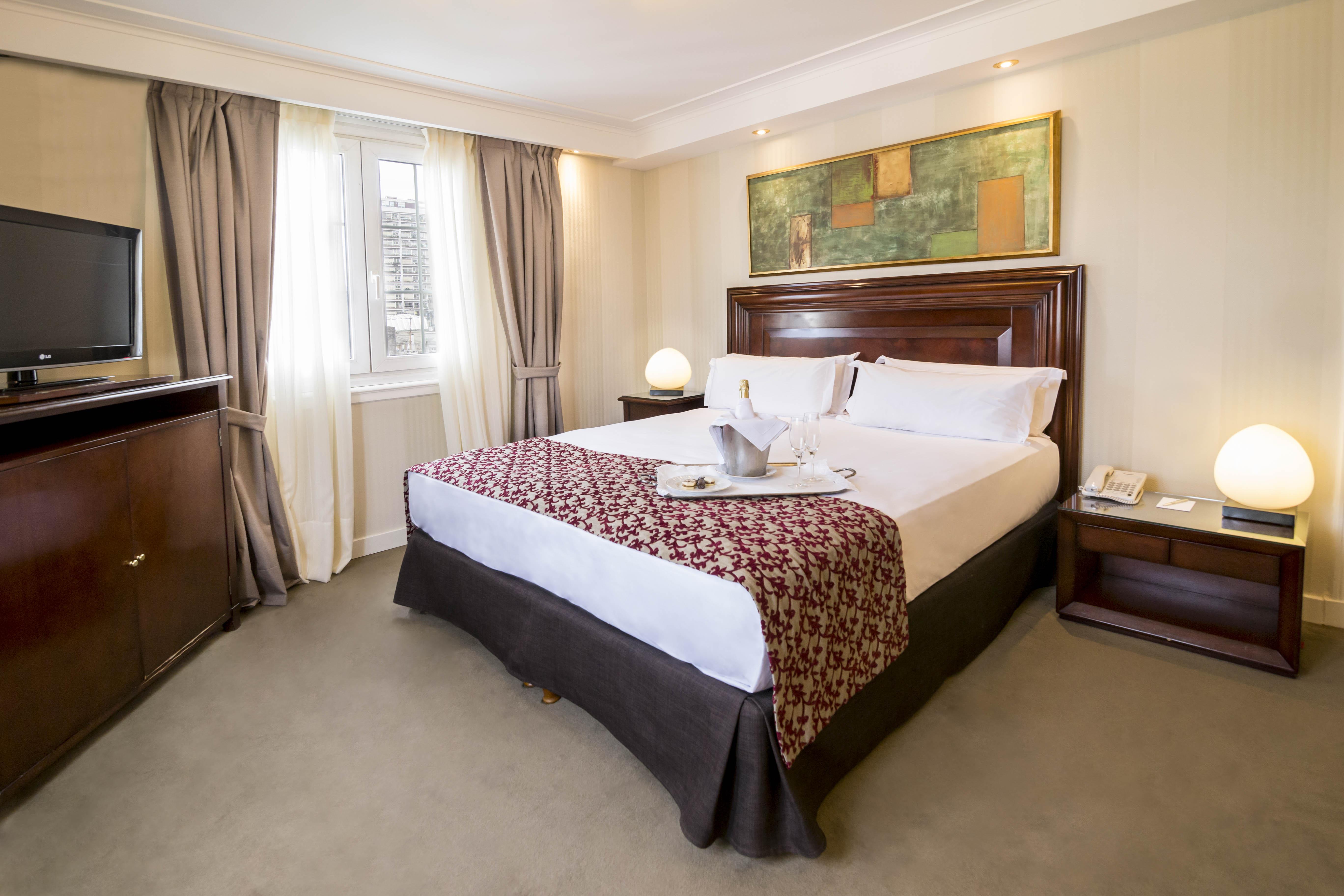 Claridge Hotel Buenos Aires Zewnętrze zdjęcie A bedroom at the hotel