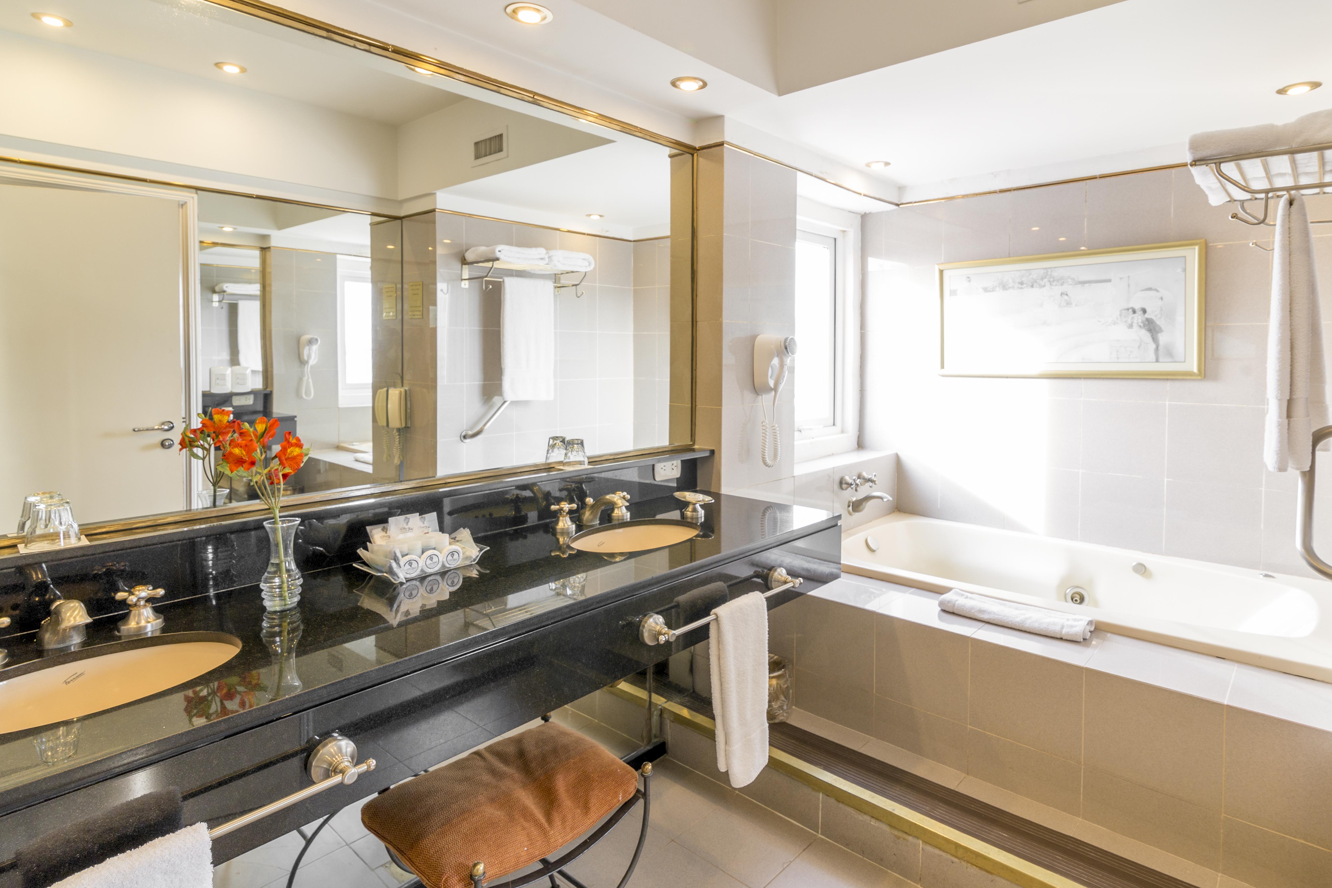 Claridge Hotel Buenos Aires Zewnętrze zdjęcie Bathroom
