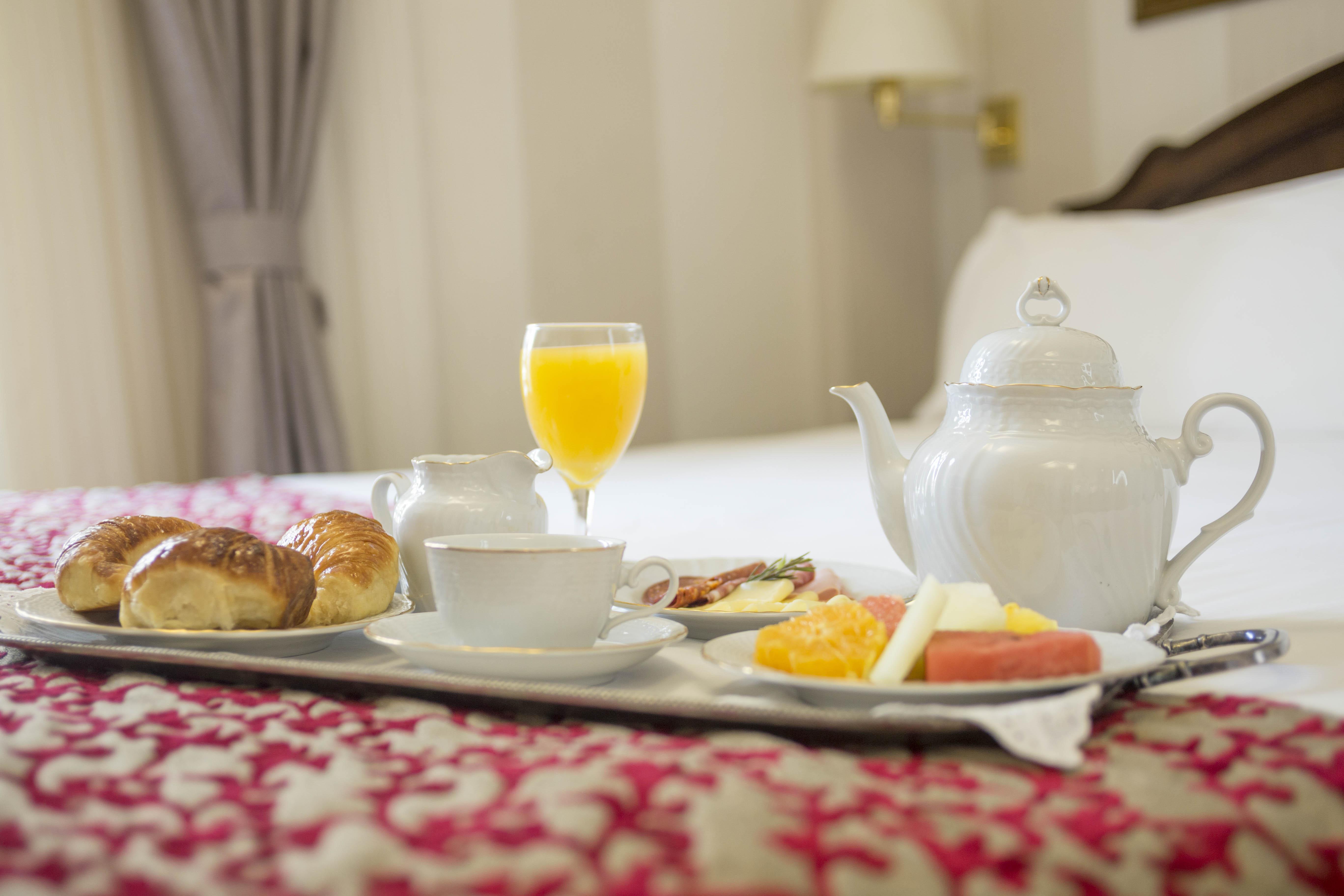 Claridge Hotel Buenos Aires Zewnętrze zdjęcie Room service