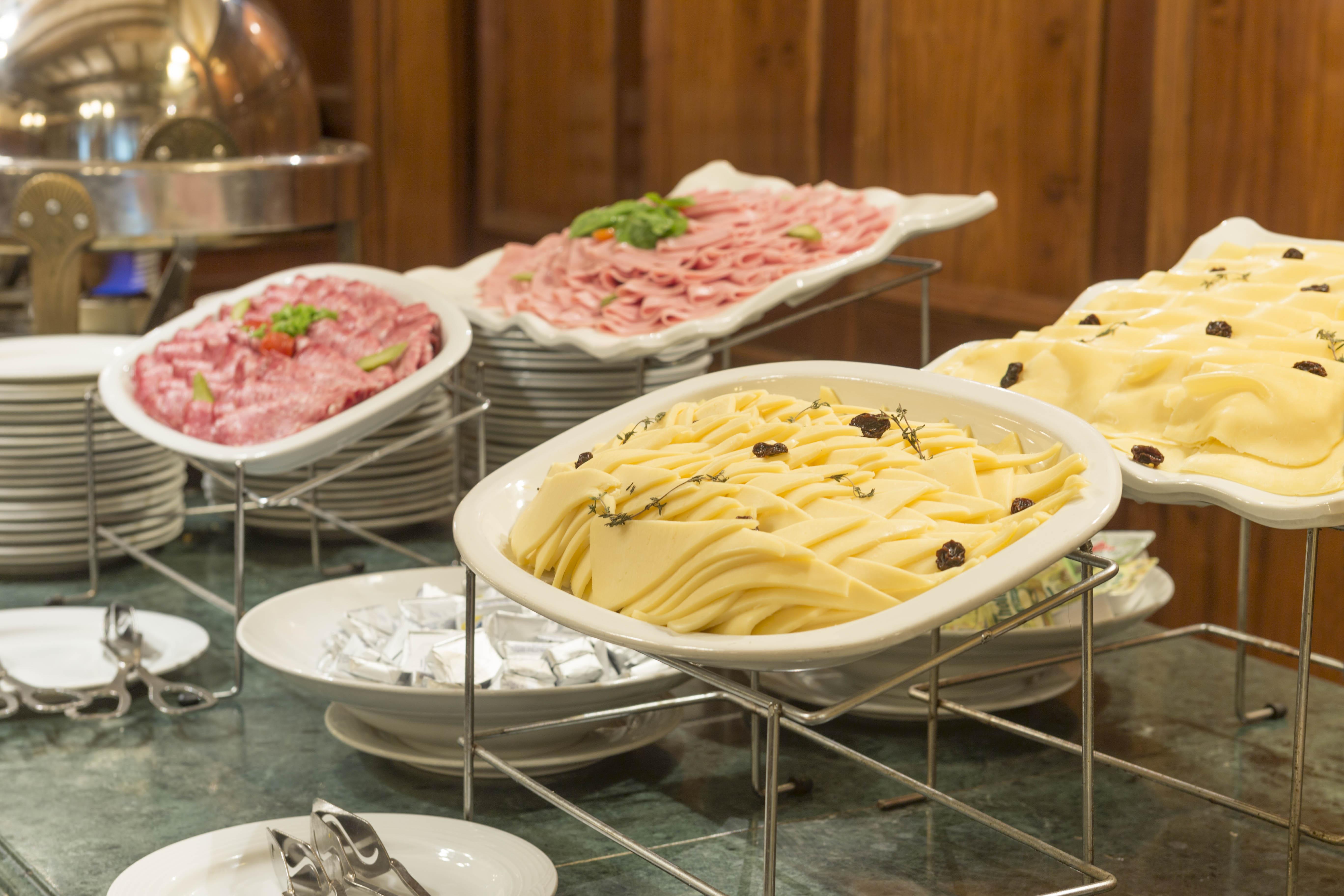 Claridge Hotel Buenos Aires Zewnętrze zdjęcie A selection of cold cuts