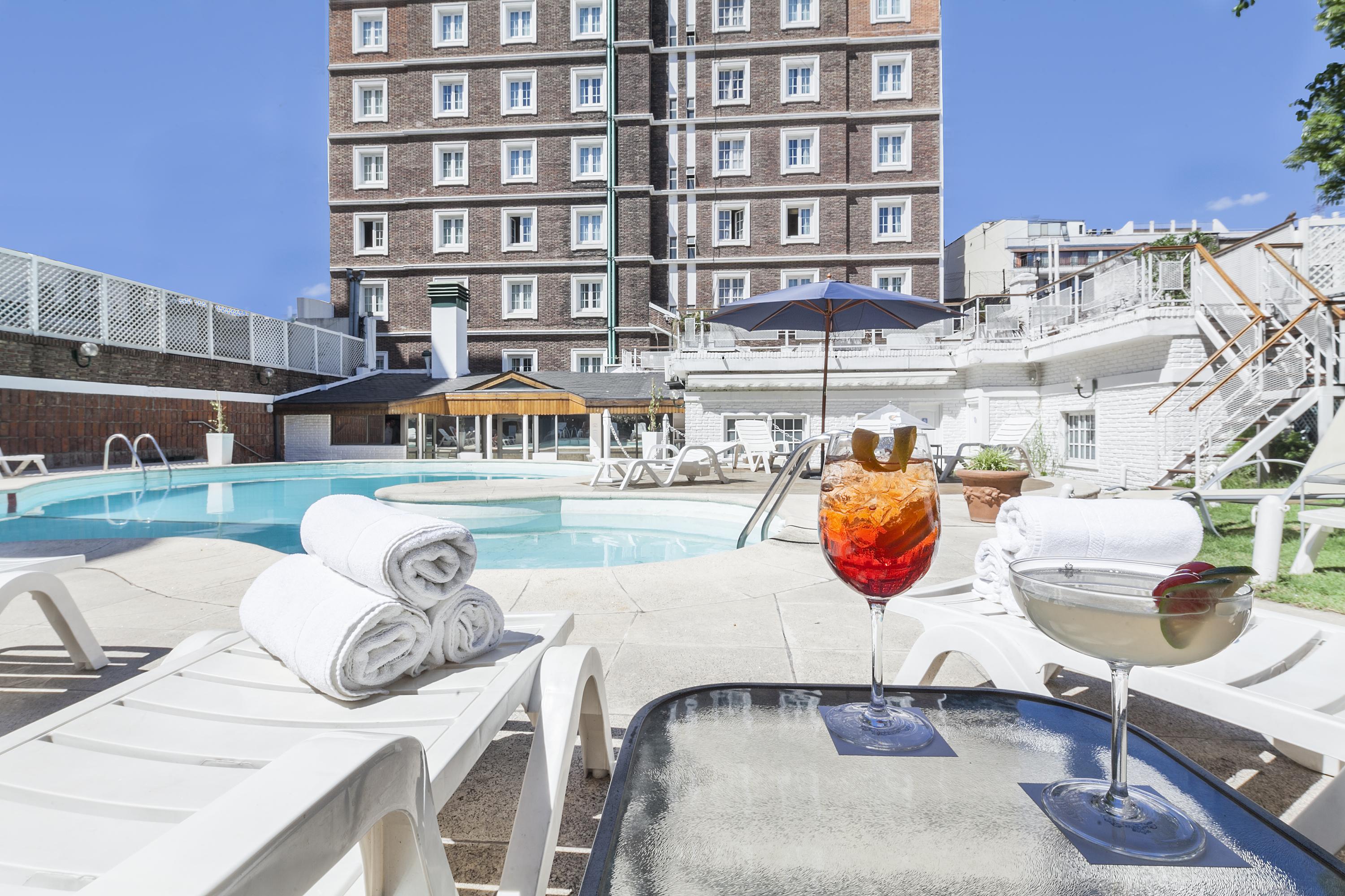 Claridge Hotel Buenos Aires Zewnętrze zdjęcie The hotel's rooftop pool