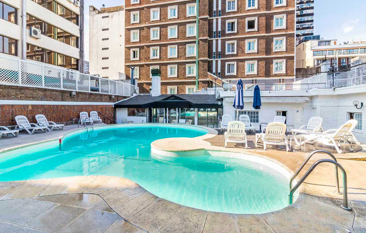 Claridge Hotel Buenos Aires Zewnętrze zdjęcie The swimming pool at the hotel